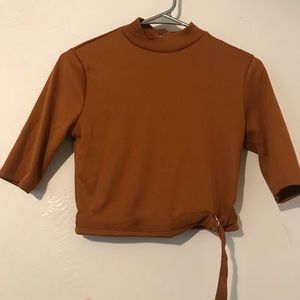 Tank crop top with belt